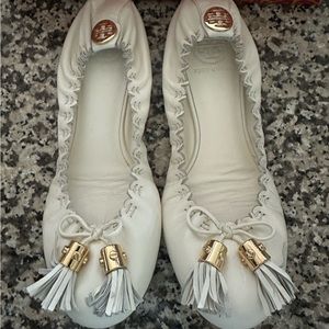 8.5 Tory Burch Reese-Mestico, Bleach 115 Flats